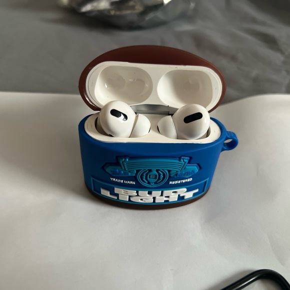 Air pro case brand new I have lots to choose from - Picture 12 of 16